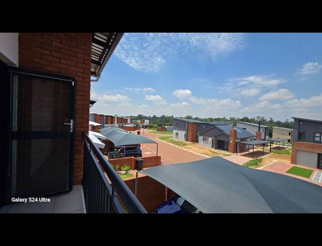 2 BEDROOM TOWNHOUSE FOR SALE IN PARKDENE